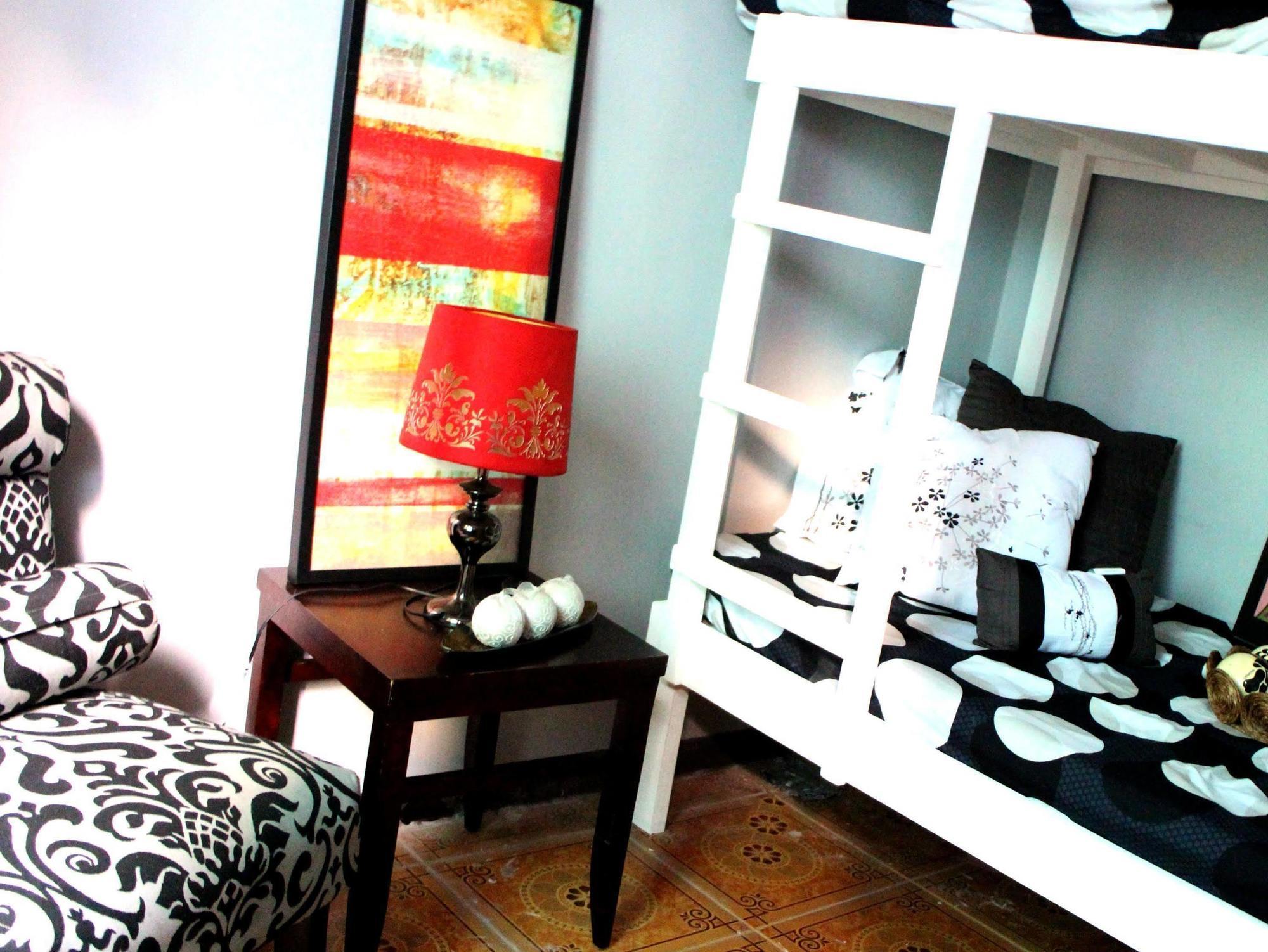 Pasig City Urban Hostel מראה חיצוני תמונה