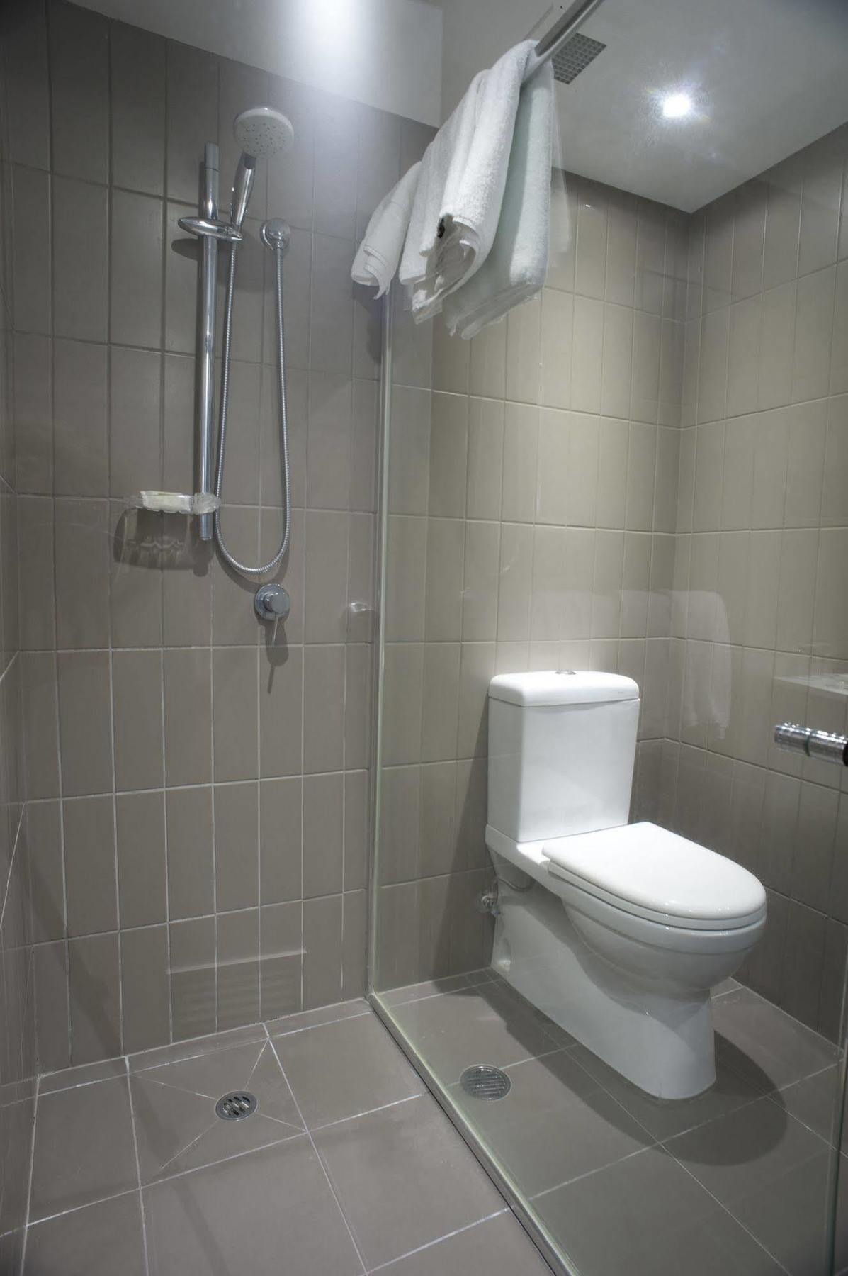 Pasig City Urban Hostel מראה חיצוני תמונה