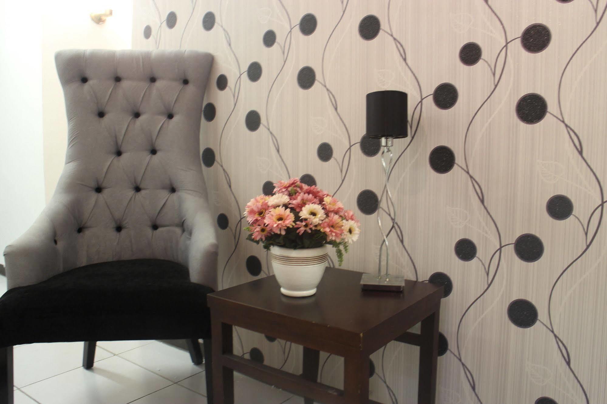 Pasig City Urban Hostel מראה חיצוני תמונה