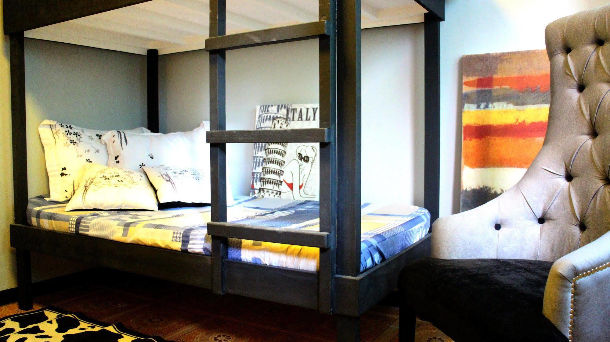 Pasig City Urban Hostel מראה חיצוני תמונה